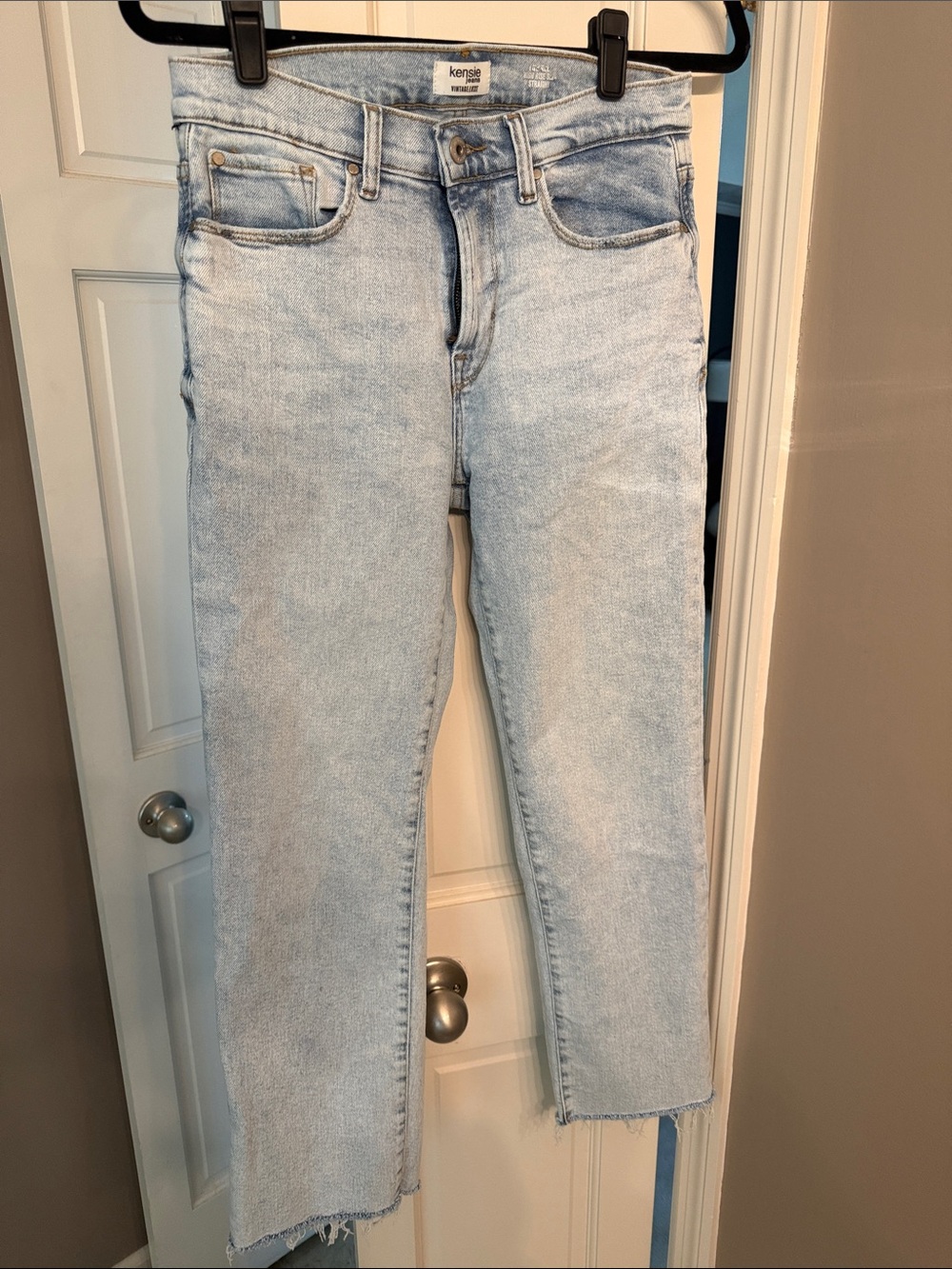 Kensie “The Allie” Straight Raw Hem Jeans